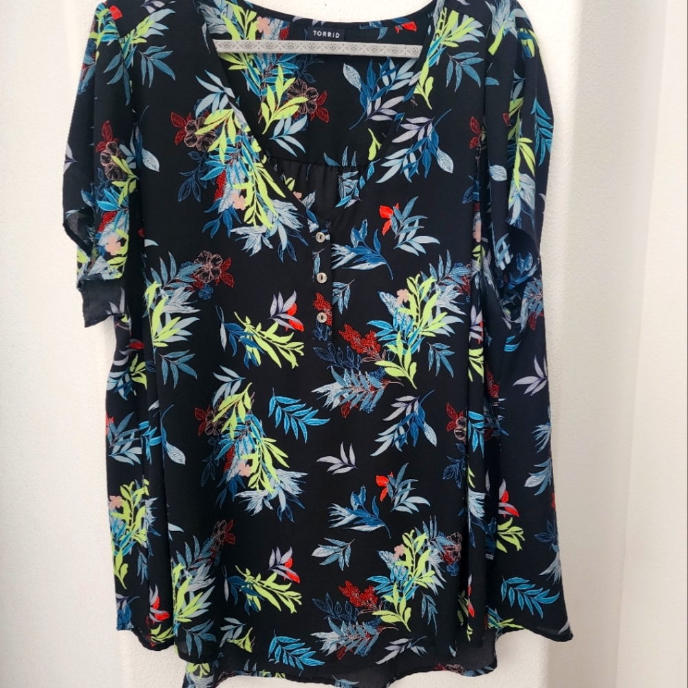 Torrid georgette blouse